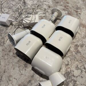 Arlo pro 3 Security Camera Set